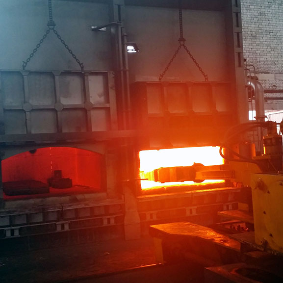 為什么鍛造廠要采用燃?xì)饧訜釥t?